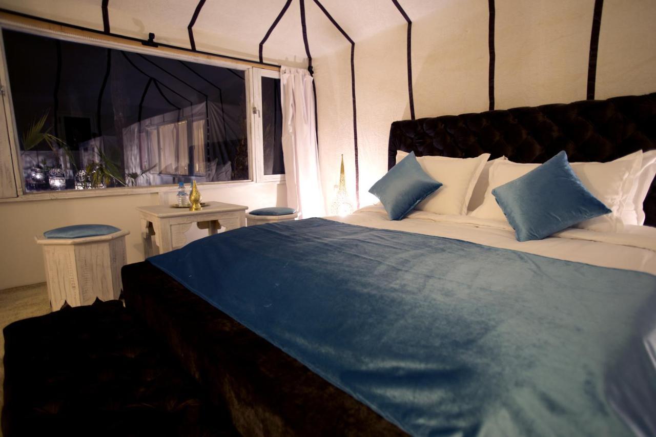 Отель Itran Royal Camp Мерзуга Экстерьер фото
